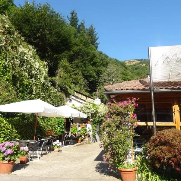 Hotel Restaurante Marroncín, hotel en Oballo