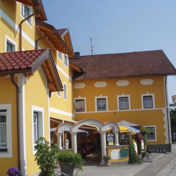 Kirchenwirt Mayr, hotel v mestu Michaelbeuern