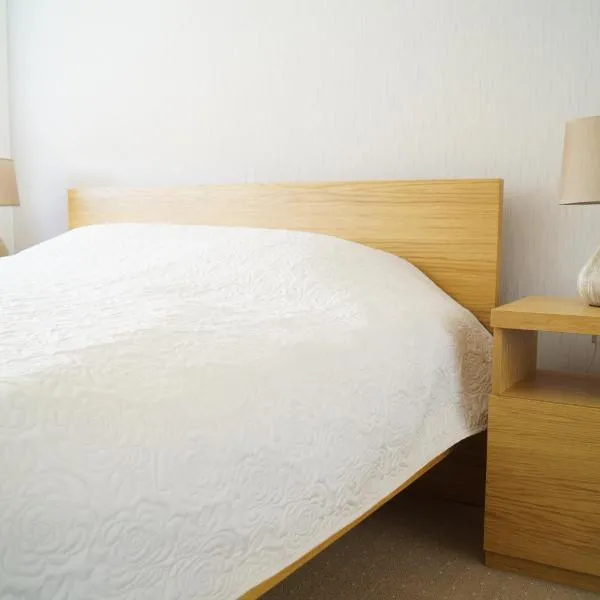 Marja Apartment, hotell Põltsamaal