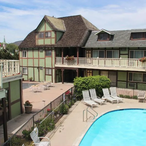 Svendsgaard's Lodge- Americas Best Value Inn & Suites โรงแรมในโซลแวง