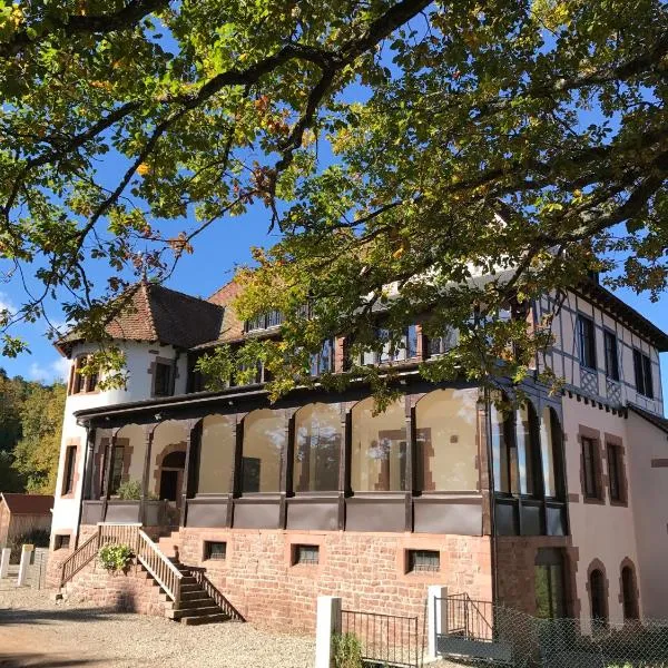 Logis Du Haut-Koenigsbourg, khách sạn ở Thannenkirch
