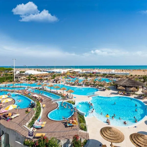 Villaggio Turistico Internazionale, hotel v Bibione