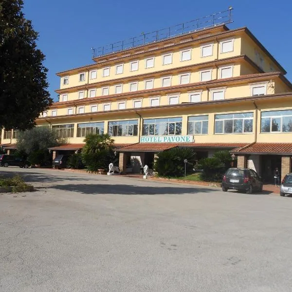 Grand Hotel Pavone, hotell i Cassino