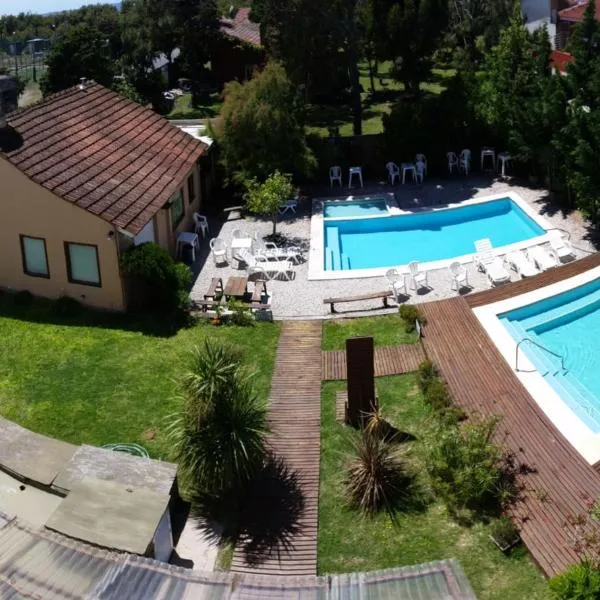 Hotel Solyma, ξενοδοχείο σε Santa Teresita