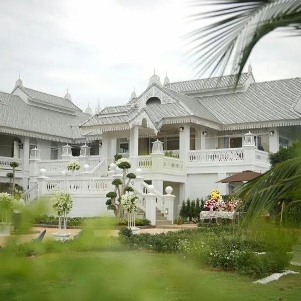 NirvaNAN House โรงแรมในน่าน