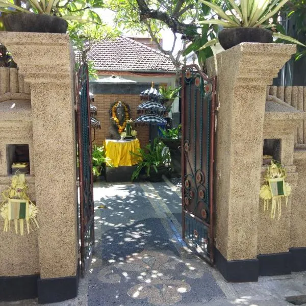 Tirta Yoga Inn, hotel v destinaci Padangbai