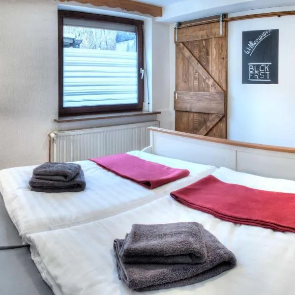 Haus am Bergle, hotel v destinaci Lauterbach