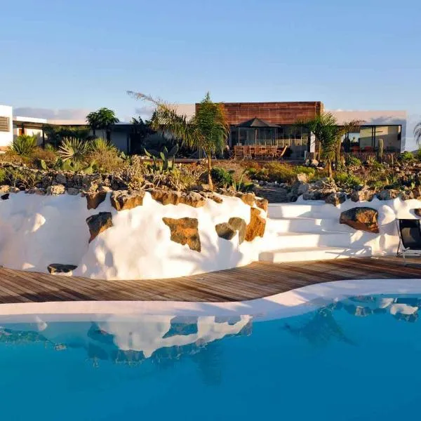 Villa La Laguna – hotel w mieście Lajares