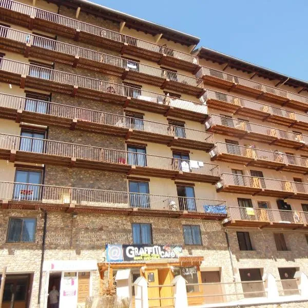 Apartamentos Grifovacances Nevada, hotel in Pas de la Casa