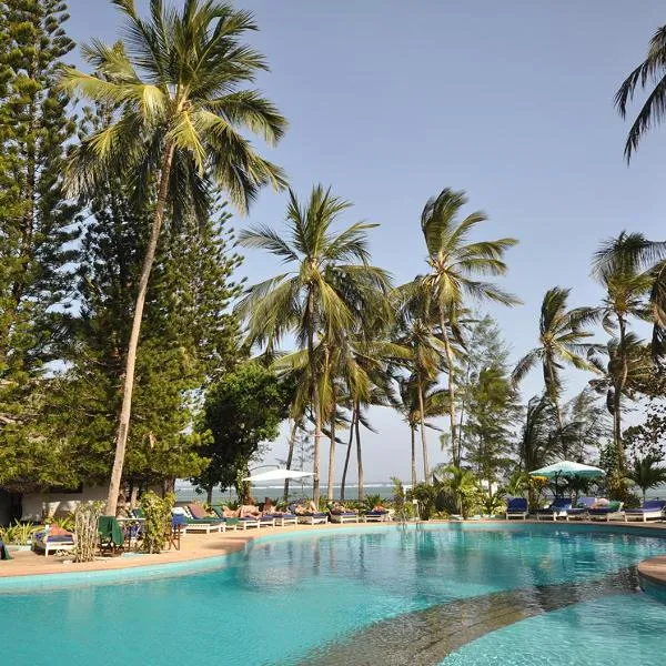 Kilifi Bay Beach Resort, hotel in Takaungu