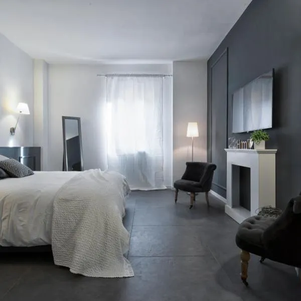 Suite Vogue Visconti, hotel v destinaci Voghera