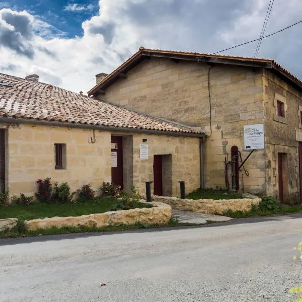 Château Croix Beauséjour "Maison du Vigneron", hotel v destinácii Montagne