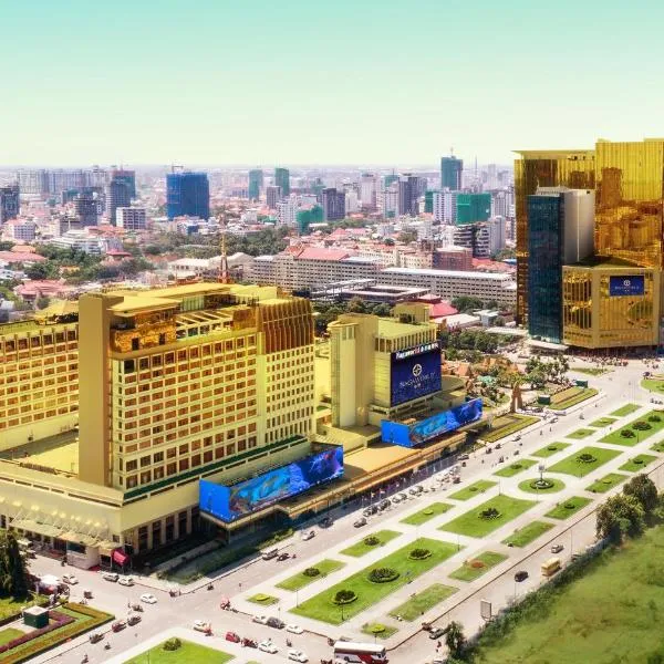 NagaWorld Hotel & Entertainment Complex โรงแรมในพนมเปญ
