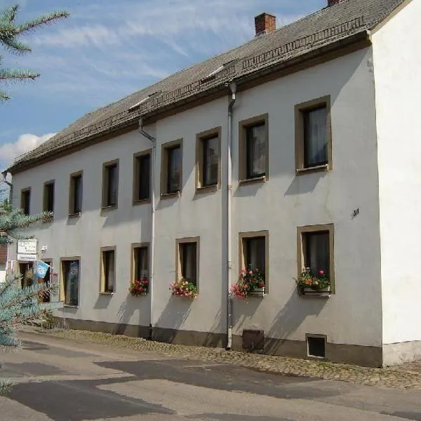 Zimmervermietung-Heide-Fiege, hôtel à Lunzenau