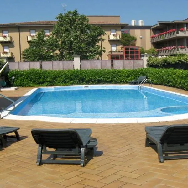 Residence Buca di Bacco, hotel v destinaci Volta Mantovana