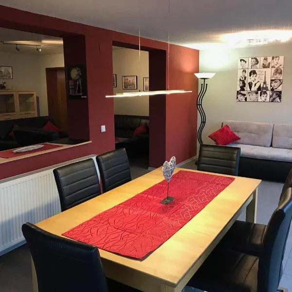 Ferienwohnung - Kurz, hotel v destinaci Sankt Wendel