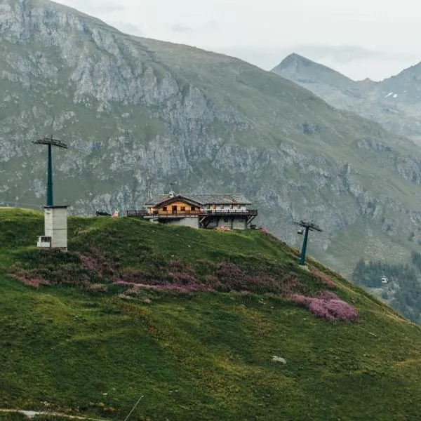 Albergo Ristoro Sitten, готель у місті Макуньяга