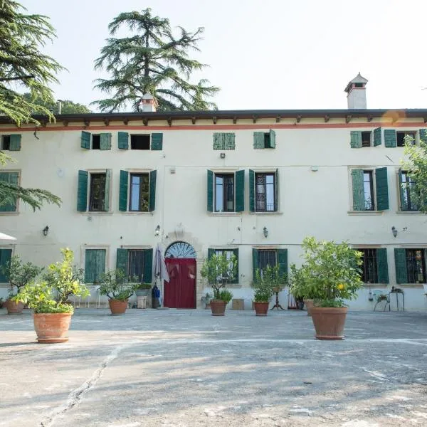 La Rugolana – hotel w mieście Montorio Veronese