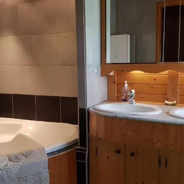 La fontaine, hotel in Vertamboz