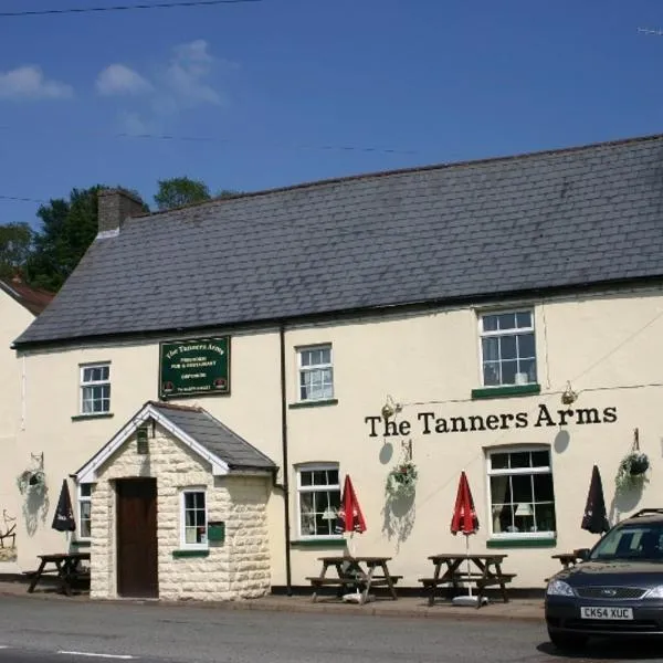 The Tanners Arms, hotel a Cray