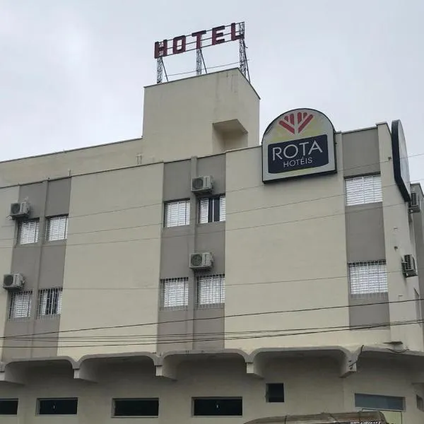 Rota Hoteis Uberlandia、ウベルランジアのホテル