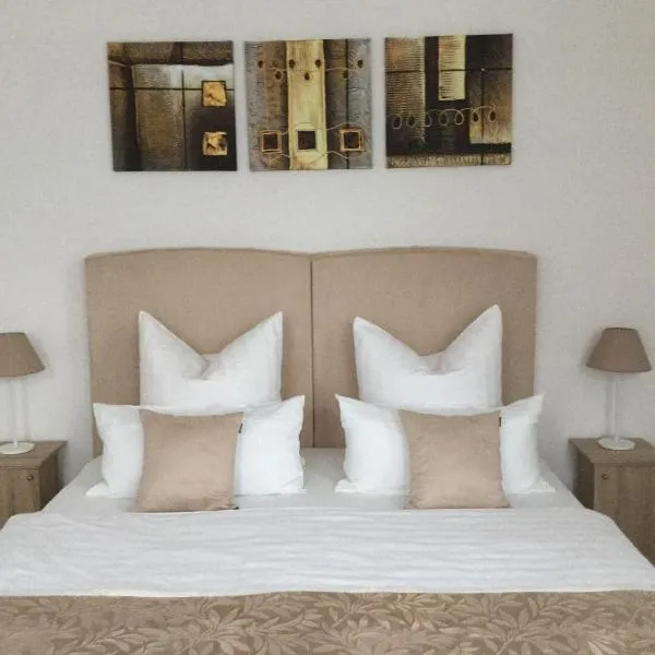 Chic - Dein City-Apartment I Küche I Boxspringbett I, hotel i Braunschweig