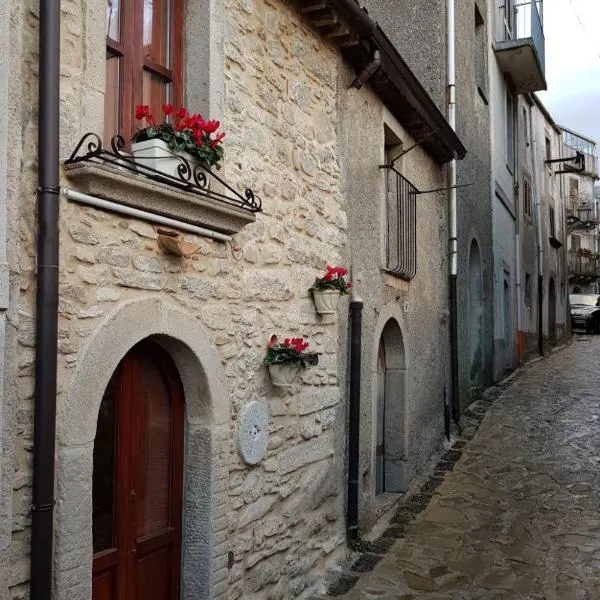 La Casetta nel Borgo, Hotel in Montalbano Elicona