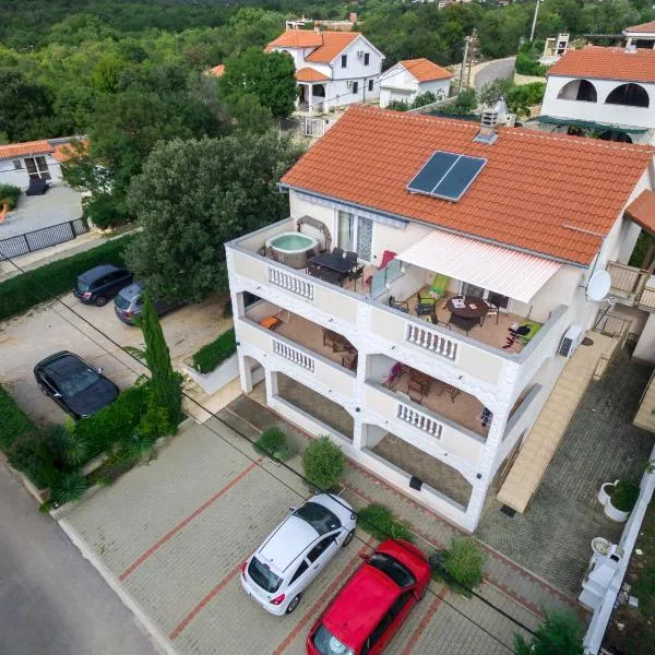 Apartments Ruzica – hotel w mieście Pinezići