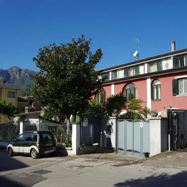 La magnolia B&B, hotel em Baronissi