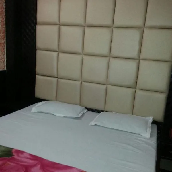 Silver Palace Hotel photo 2
