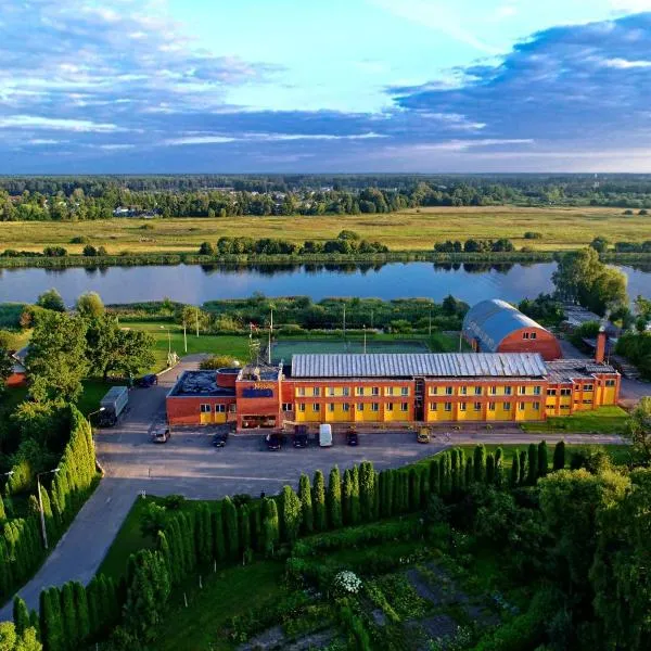 Riverside Motel Jelgava, hotel in Garoza