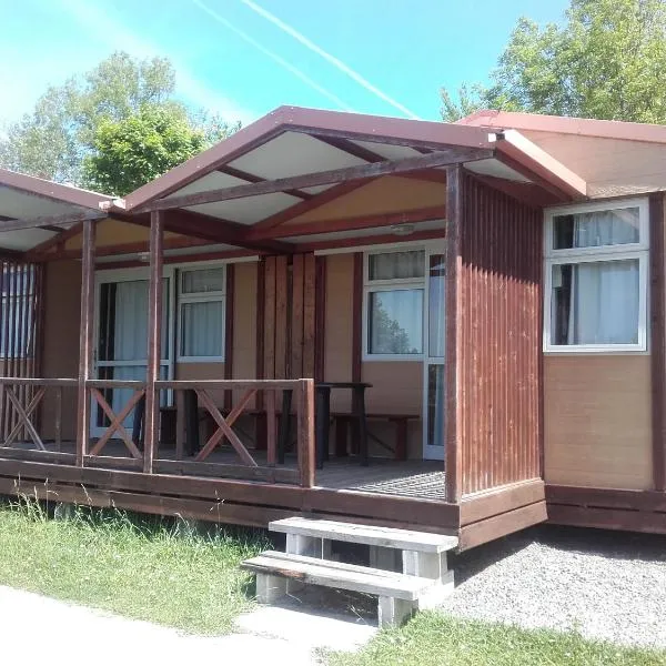 Camping Deva, hotel v destinaci Deva