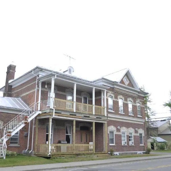 Gîte Le Roupillon en Beauce, hotel in Scott