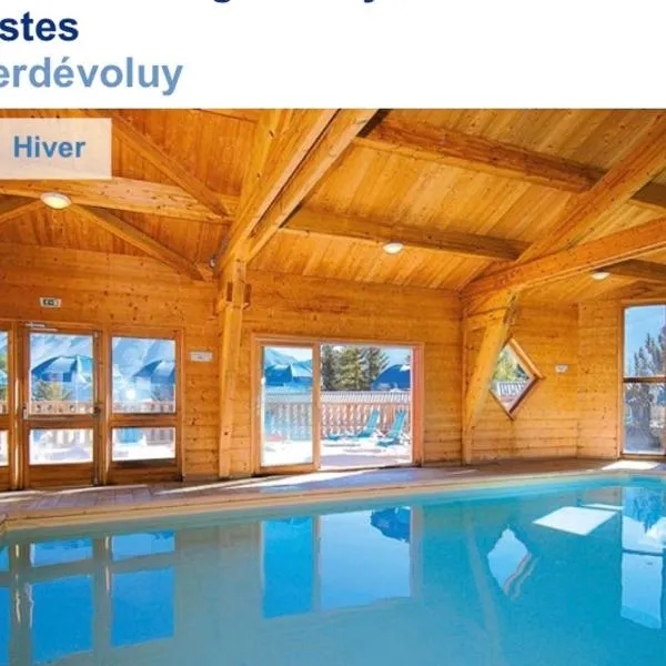 Station de ski Superdevoluy du bois d aurouze – hotel w mieście Dévoluy