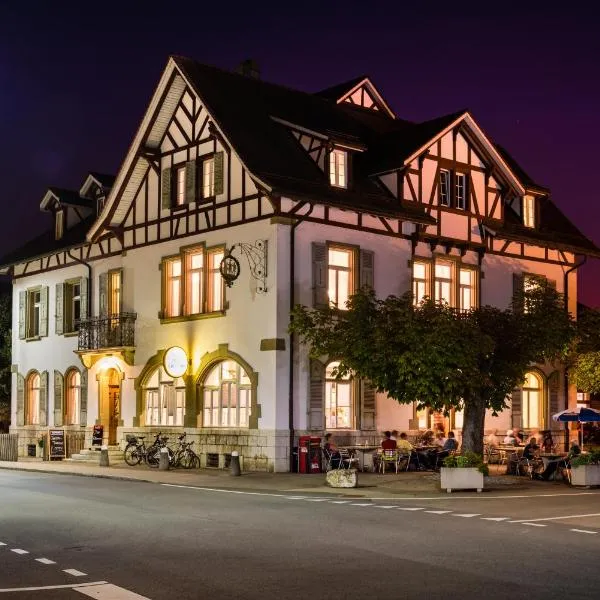 Gasthof Drei Eidgenossen, hotel en Düdingen