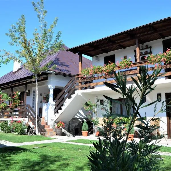 Casa Veche, hotel v destinaci Măldăreşti