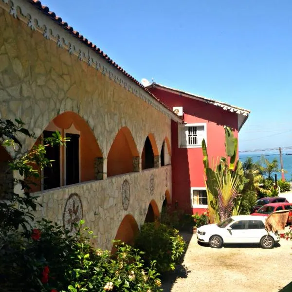 Pousada Casa de Pedra, hotel v destinaci Boicucanga