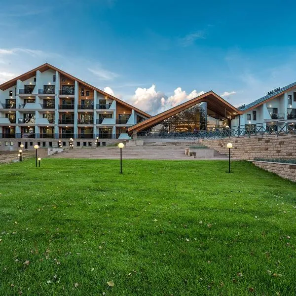 Park Hotel Asarel, hotel Panagjuristében