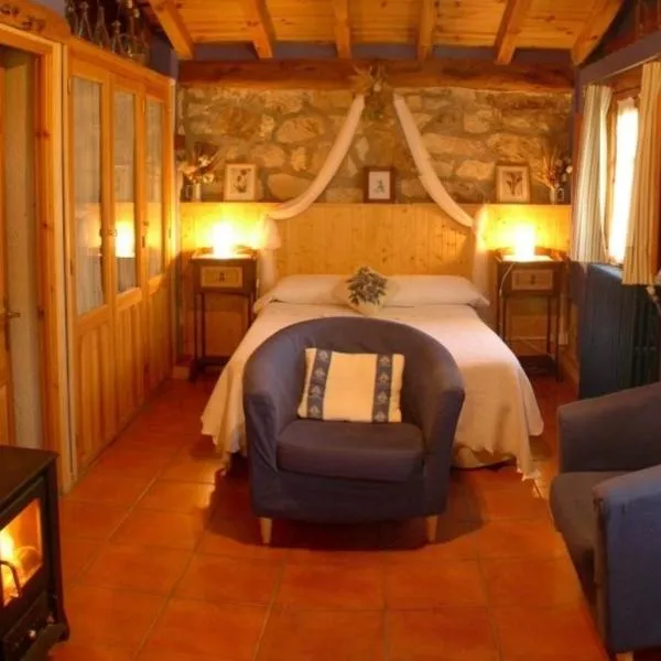 Estudio rural Estrella Polar III, hotel in Huerta