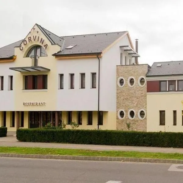 Corvina Hotel-Restaurant, hotel en Mosonmagyaróvár