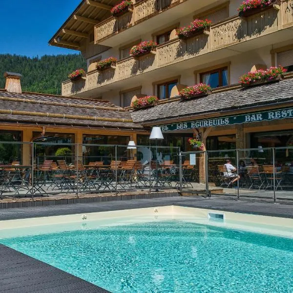 Hôtel-Chalet Les Ecureuils Restaurant, Piscine, Jardin Garage, hotel v destinaci Le Grand-Bornand