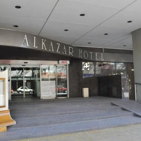 Alkazar Hotel, מלון בZonda