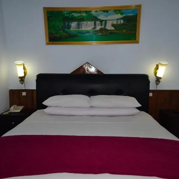 Hotel Indra Toraja, отель в Рантепао