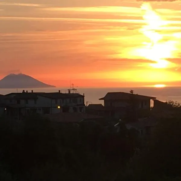 Casa vacanze zaccanopoli, hotel u gradu Le Pioppe