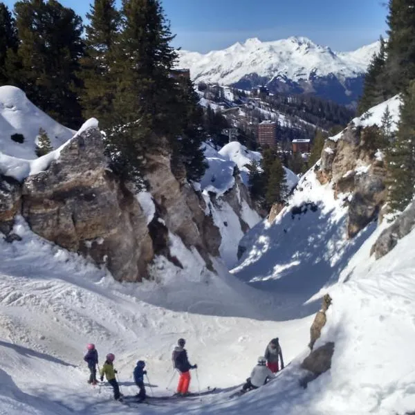 Plagne Bellecote Apartments, hotel sa Plagne Bellecote