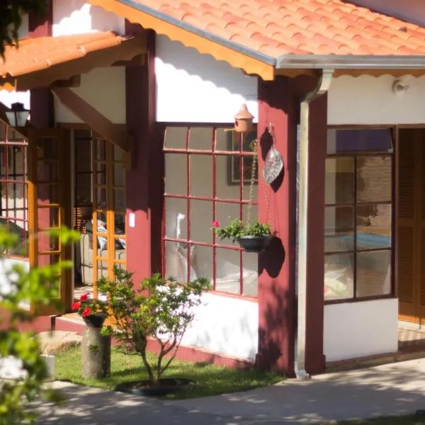 Villa Cottage Pousada, hotel a Monte Alegre do Sul