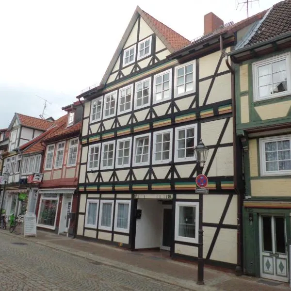 Hotel zur Altstadt, viešbutis mieste Wienhausen