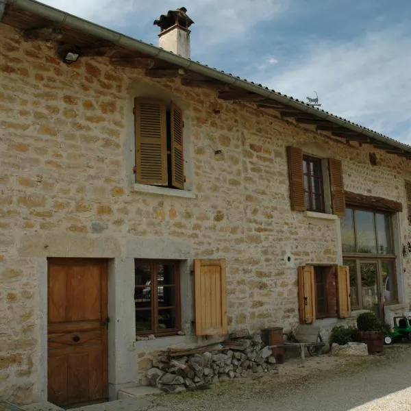 Le Bellaton โรงแรมในAmbronay