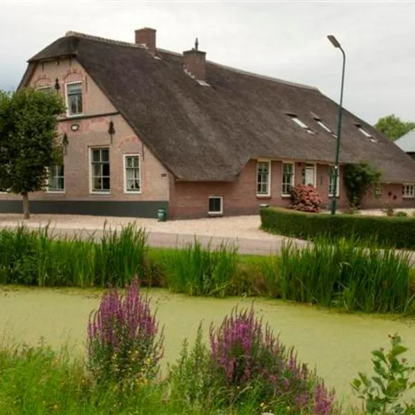 Apud nos Domi, hotel i Polsbroek
