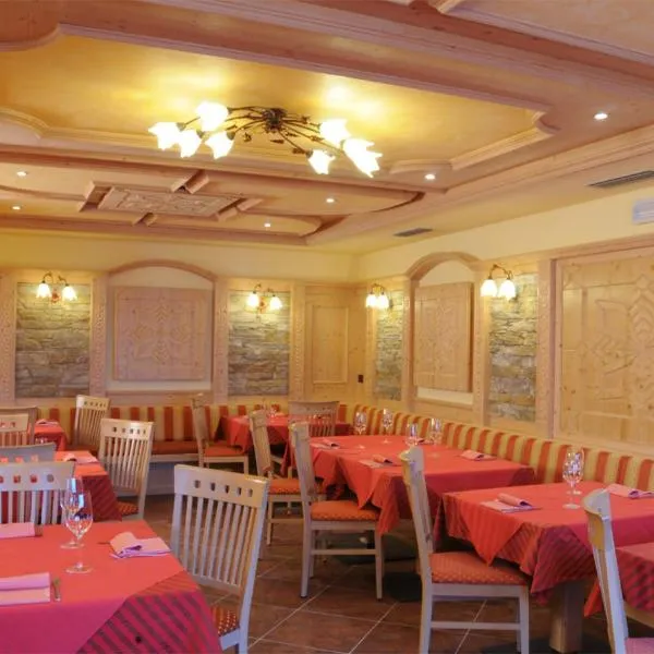 파소 델 토날레에 위치한 호텔 Hotel Stella